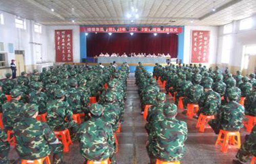 甘肅省煤炭工業(yè)技工學(xué)校宿舍環(huán)境與計算機技術(shù)培訓(xùn)概覽